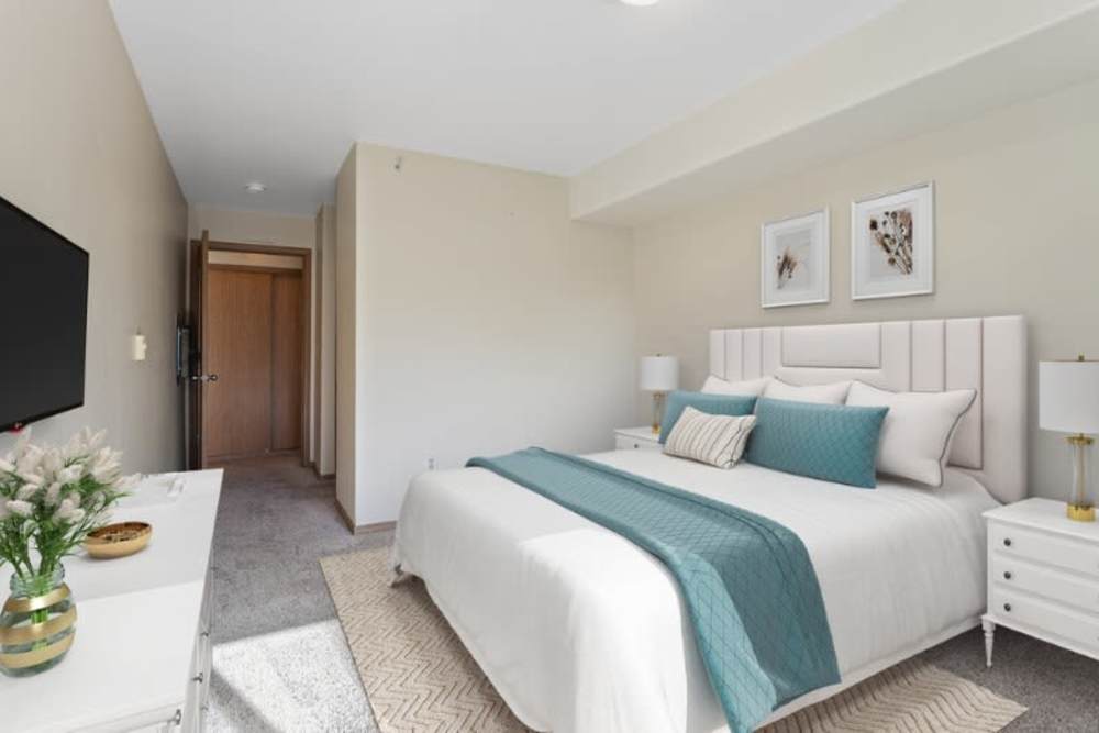 Spacious bedroom at Gateway Plaza Apartments in Portland, Oregon