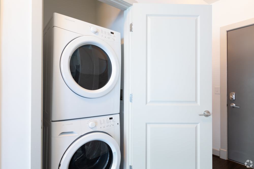 Washer and dryer at Discovery Square in Herndon, Virginia