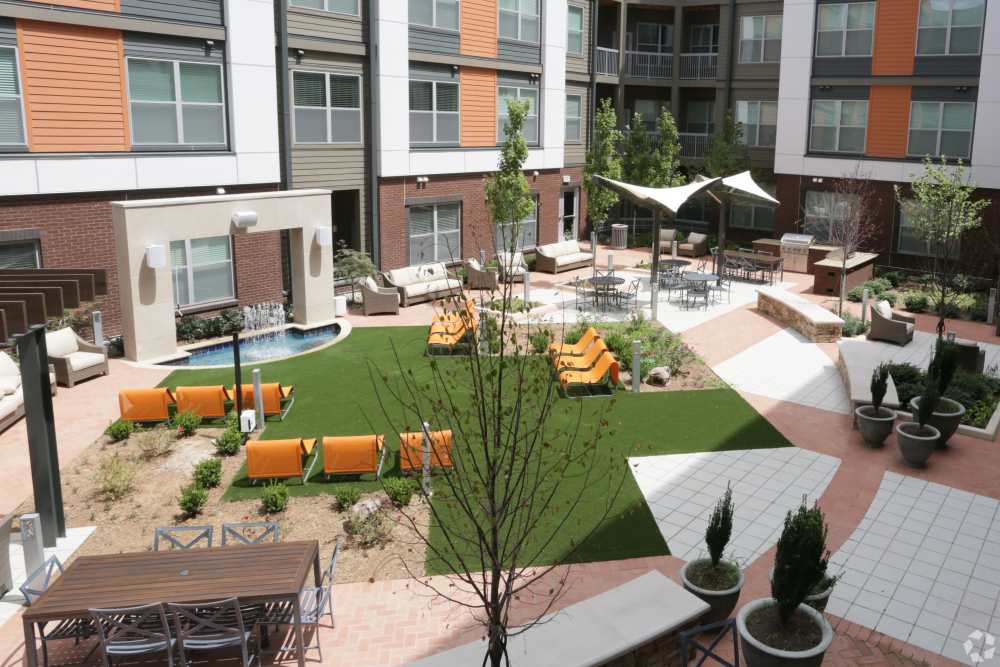 Court yard at Discovery Square in Herndon, Virginia