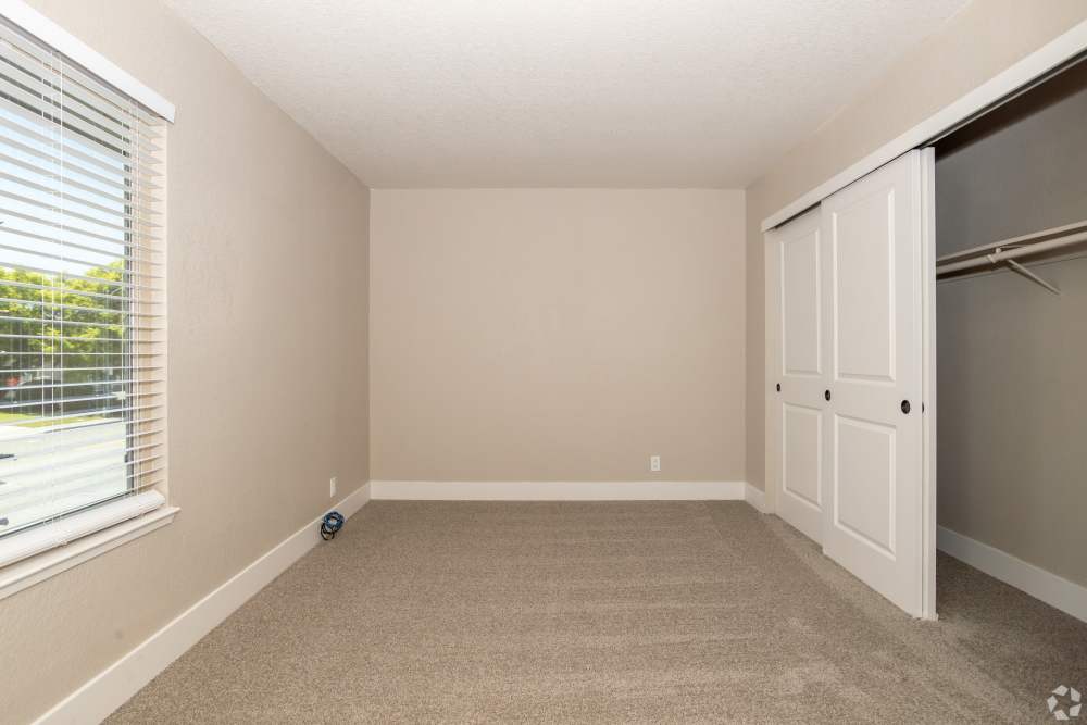 Spacious empty room at El Macero Apartments in Davis, California