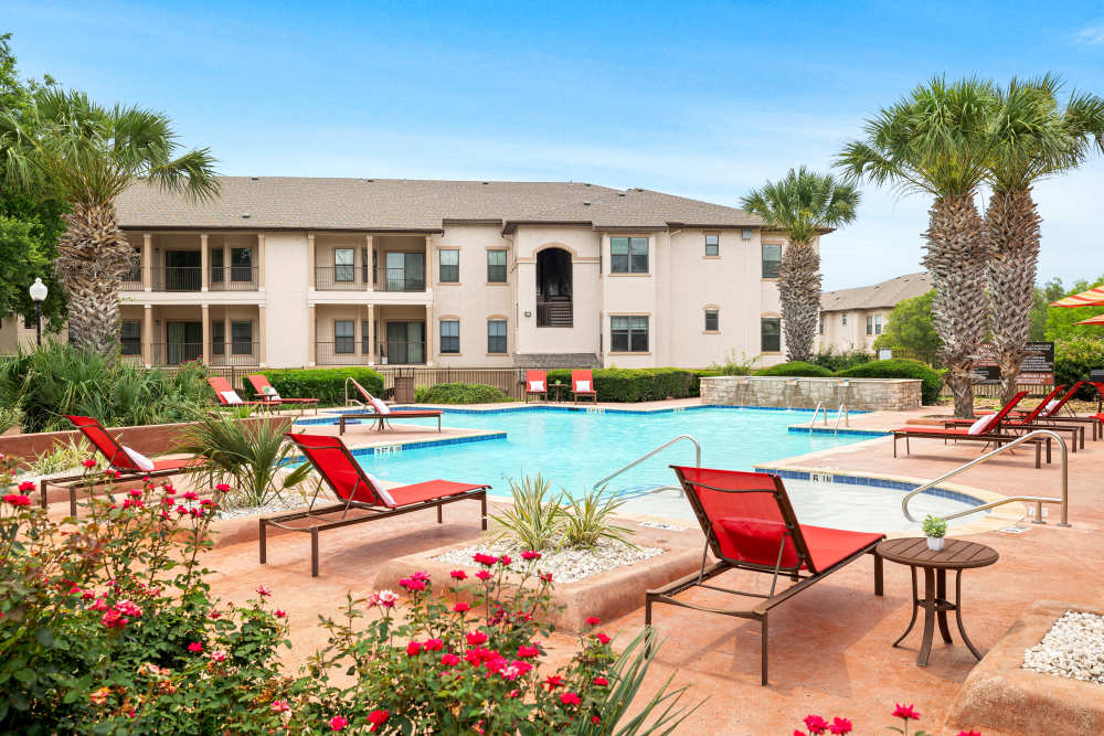 Swimming pool at Villas at Medical Center in San Antonio, Texas