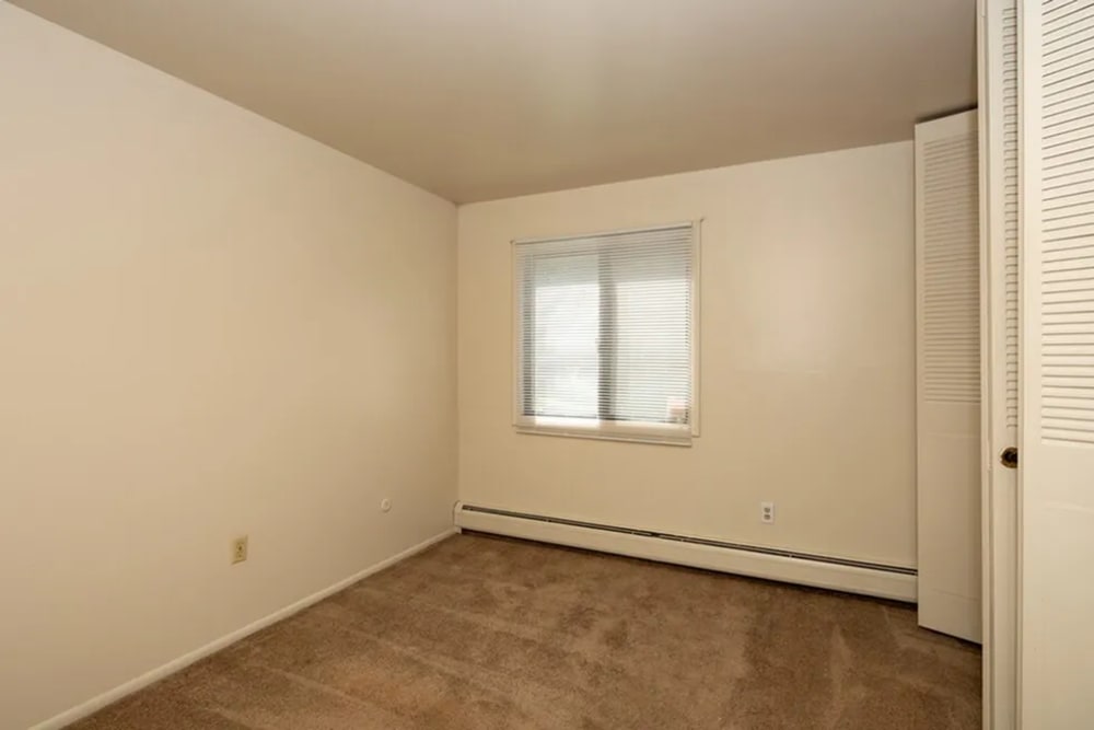 Carpeted flooring of a beautiful apartment at Tanglewood Apartments in Hammond, Indiana