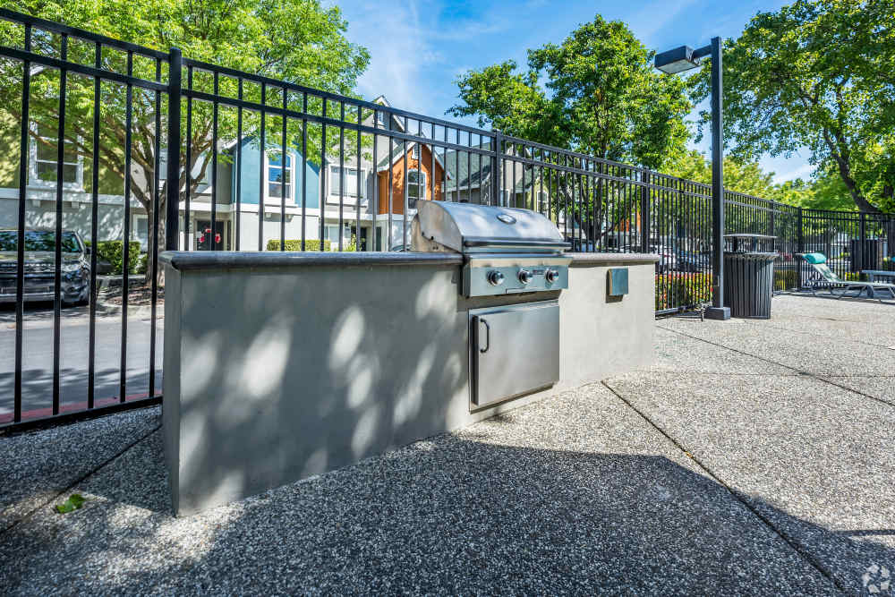 outdoor grill at Oakshade Commons in Davis, California