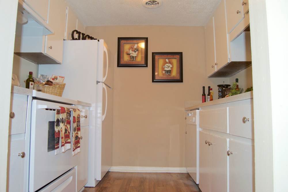First kitchen photo at Cambridge Apartments in Athens, Georgia