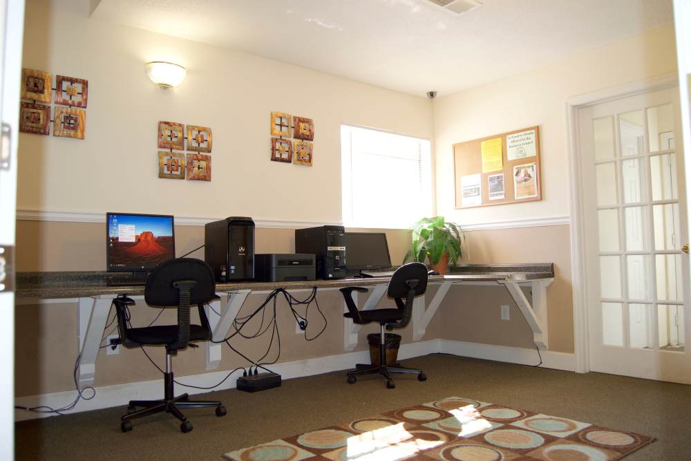 Business center at Cambridge Apartments in Athens, Georgia