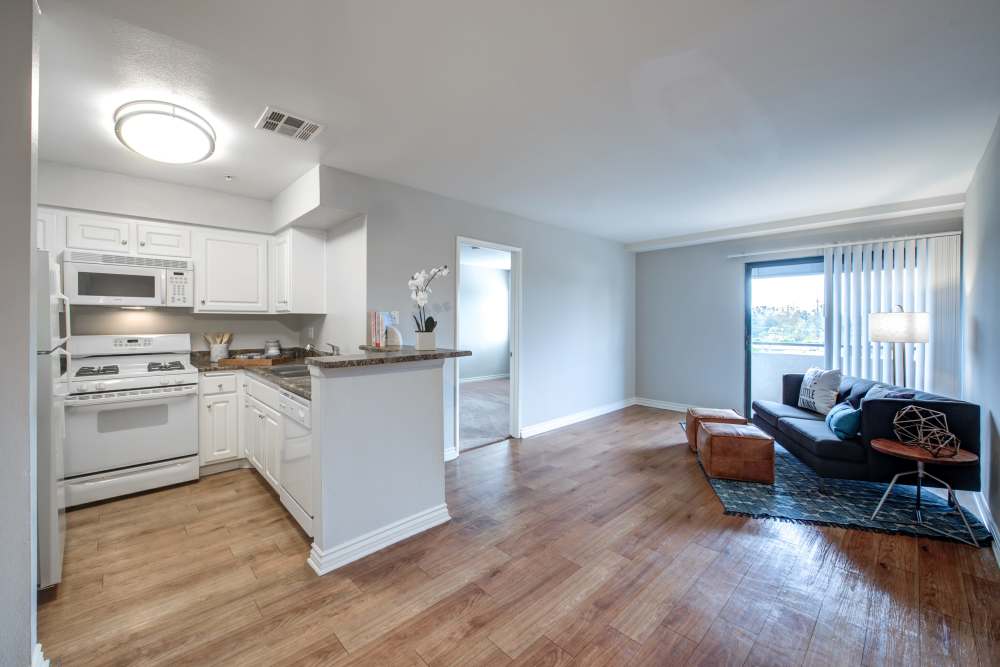 An open apartment floor plan at Vue at Laurel Canyon in Valley Village, California