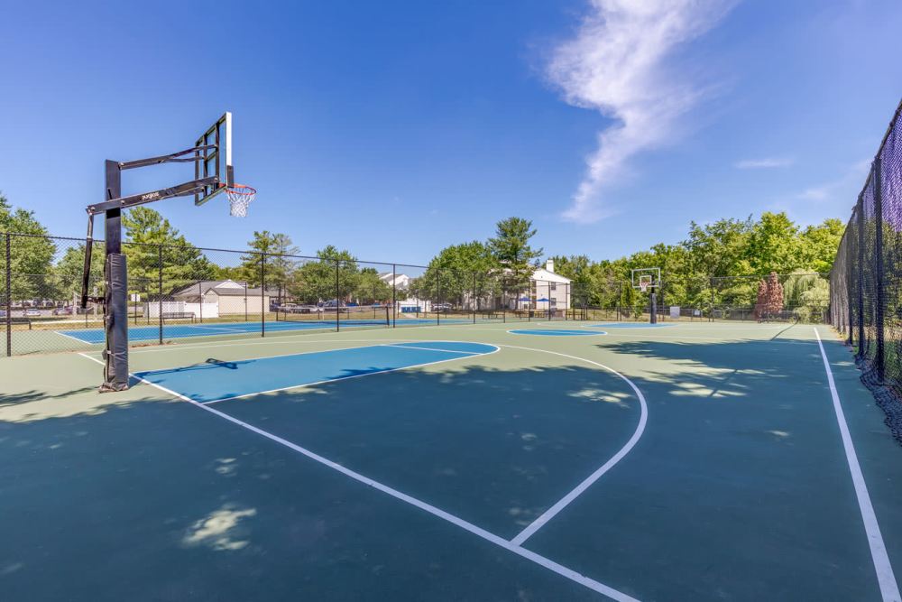 Clean and well-maintained basketball court at Kingscrest Apartments in Frederick, Maryland