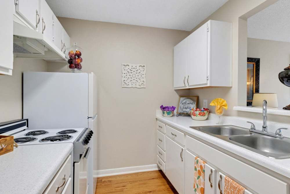 minimalize kitchen area to Carriage Inn Katy in Katy, Texas 
