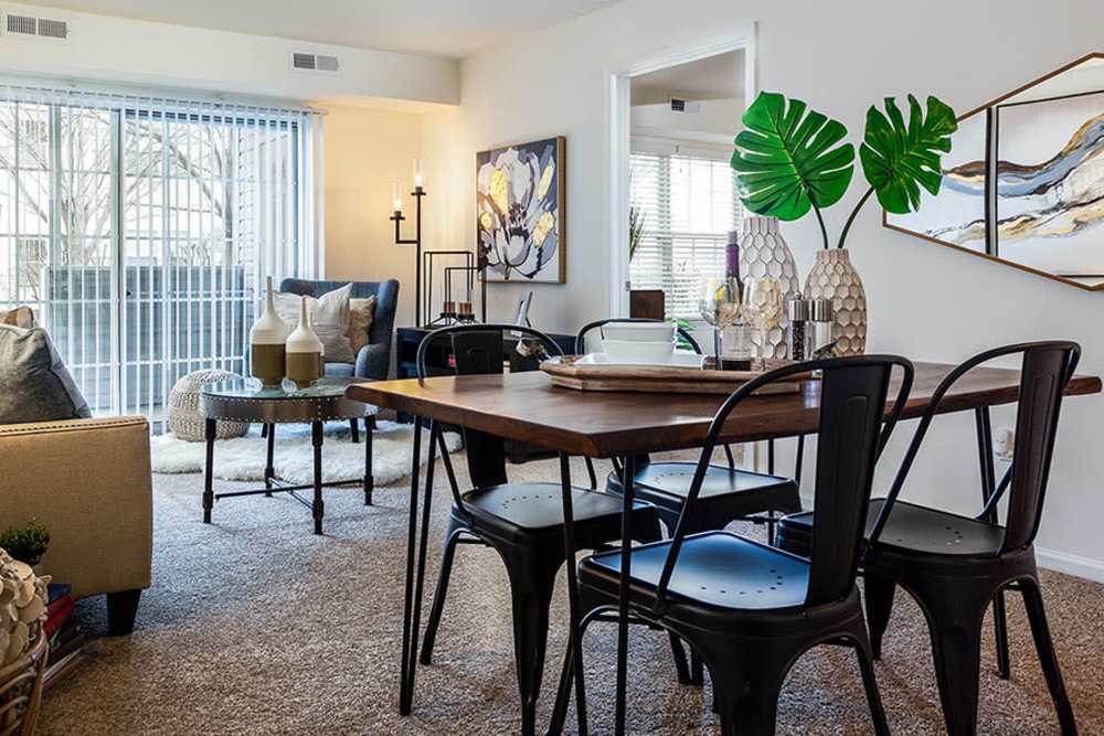 Livingroom with a dining table at Cannon Mills & Westover in Dover, Delaware