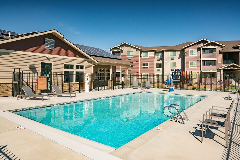 Beautiful swimming pool at Copper Mountain in Richland, Washington