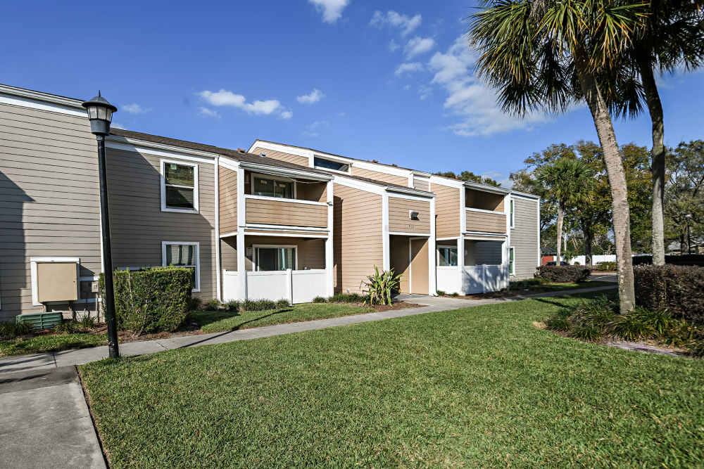 Exterior of an apartment building at Woodlake Villas in Orlando, Florida