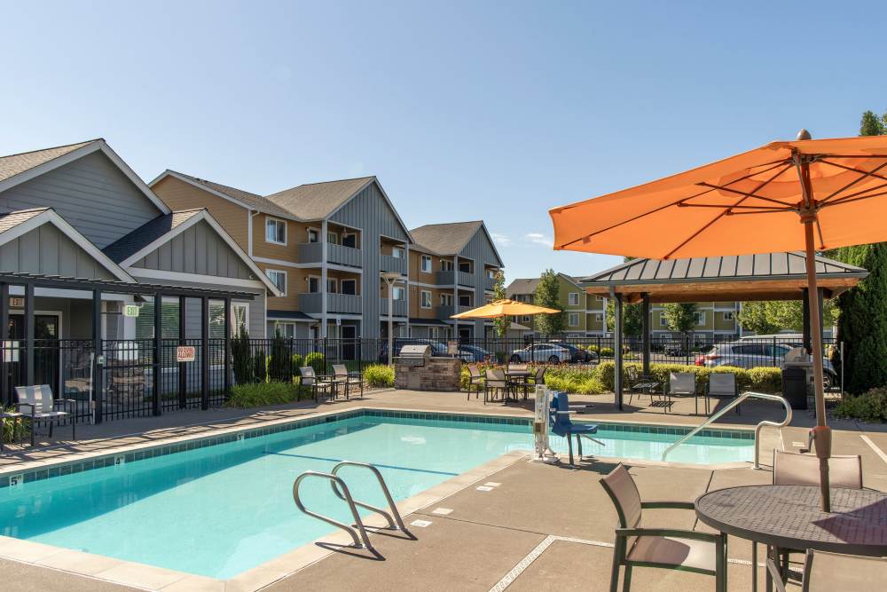 Luxury Swimming Pool at Rock Creek Commons in Vancouver, Washington