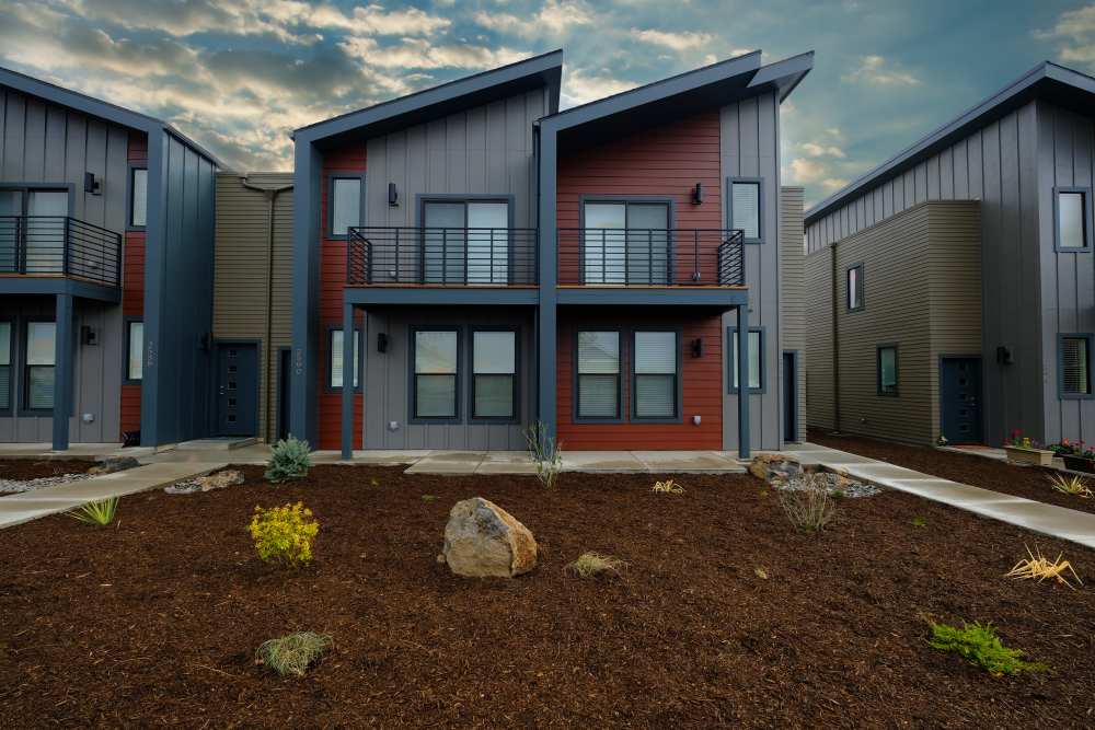 Front of an apartment building at 27 Elm in Redmond, Oregon