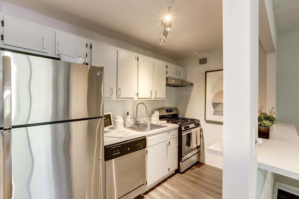 stainless-steel appliances at The Landings II in Fort Belvoir, Virginia