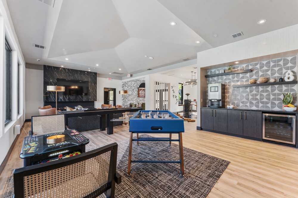 Resident clubhouse with beverage bar at The Peak at Sky Mountain in Reno, Nevada