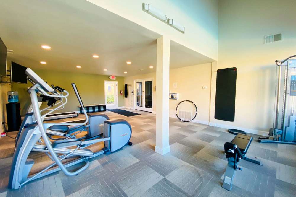 Fitness center at The Fairmont in Woodland, California