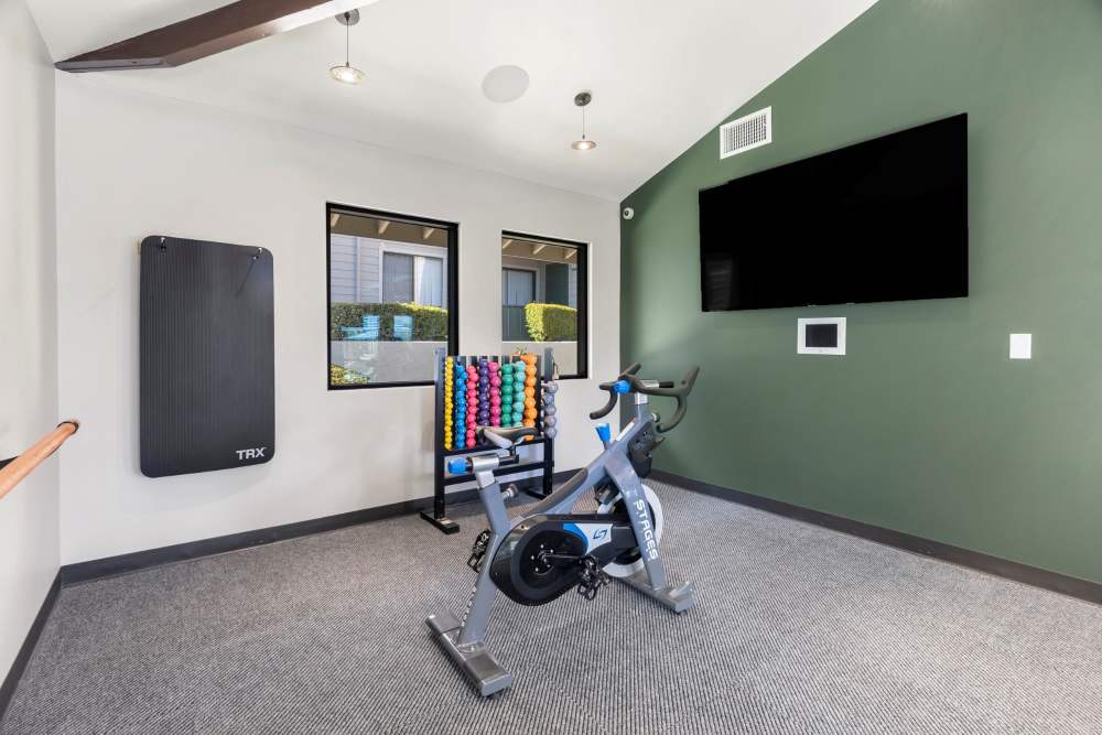 Exercise and Free Weights at Sofi at Wood Ranch in Simi Valley, California