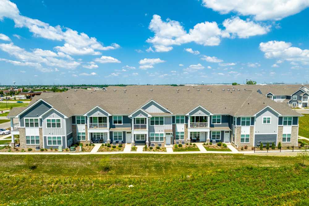 exterior The Bluffs apartment homes in Romeoville, Illinois