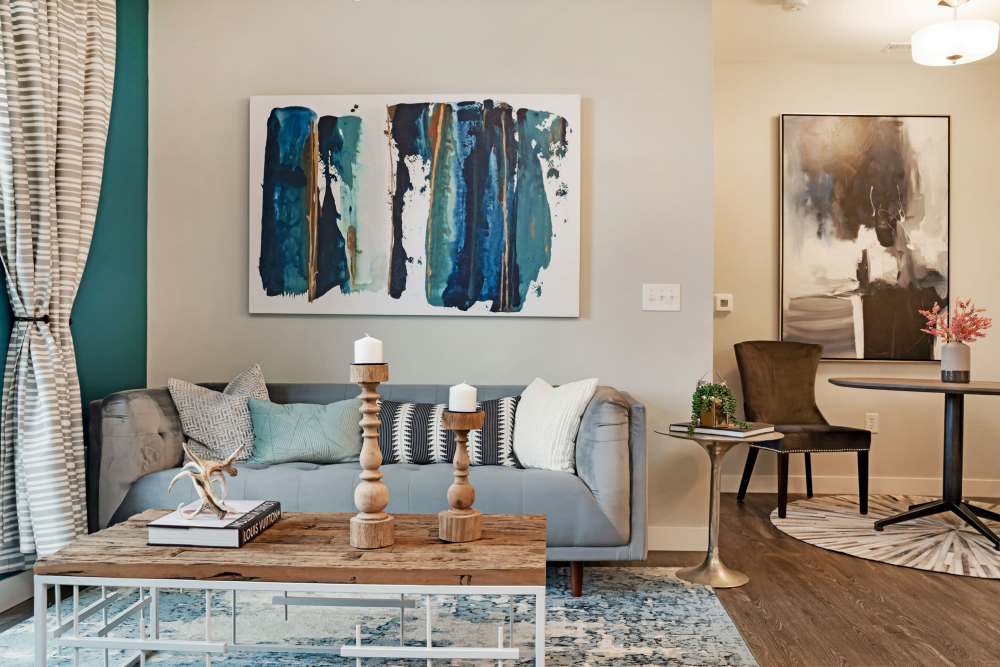 living room at ((location_name}} in Avon, IN