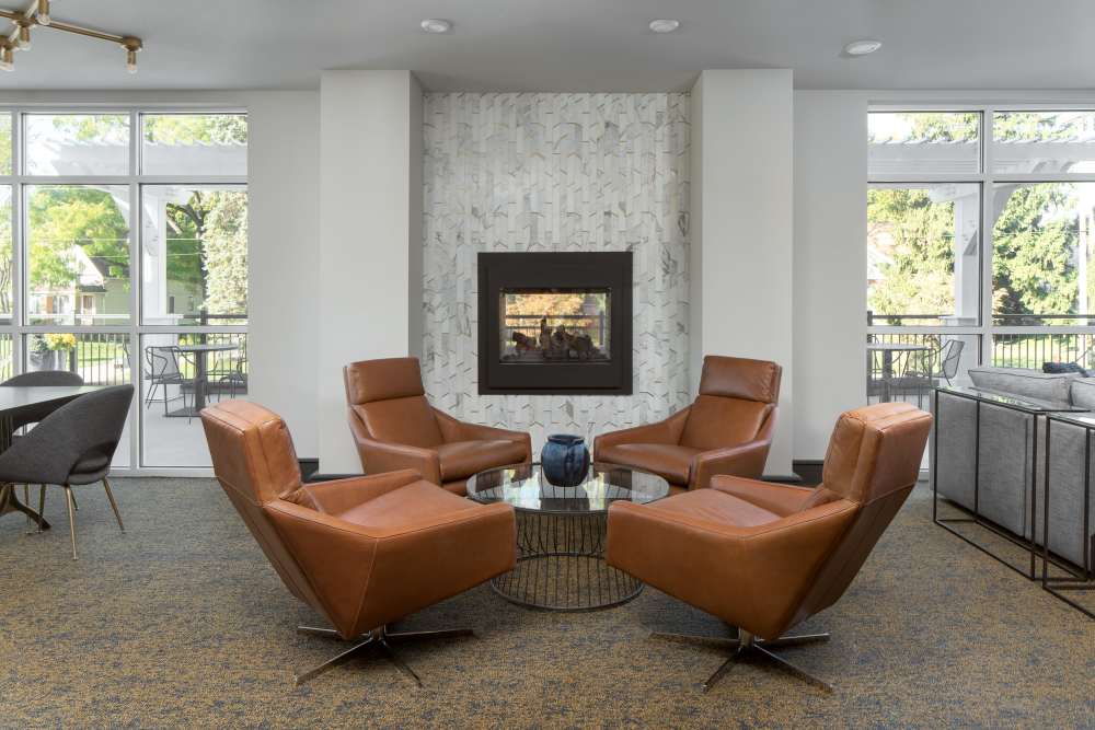 Clubhouse seating at ((location_name}} in Brown Deer, WI
