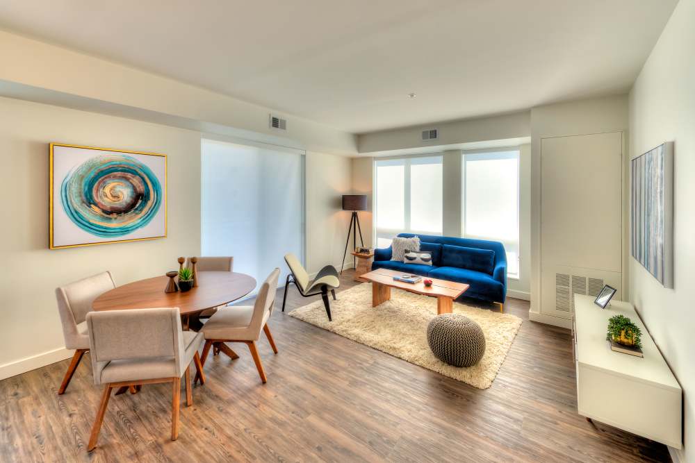 Living room at Ellison in Des Plaines, Illinois