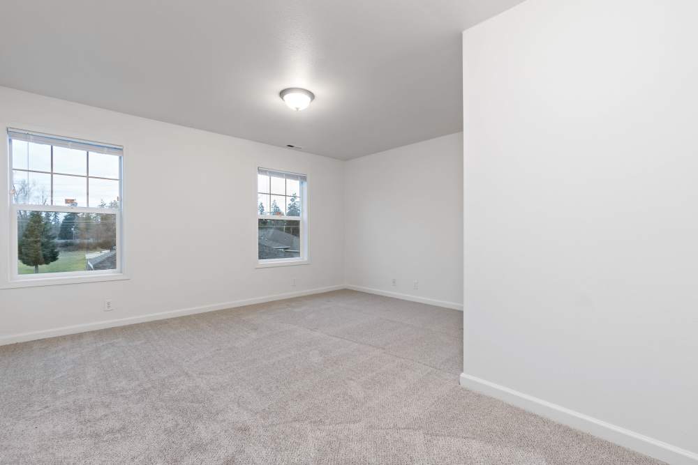 Large Primary Bedroom in Discovery Village