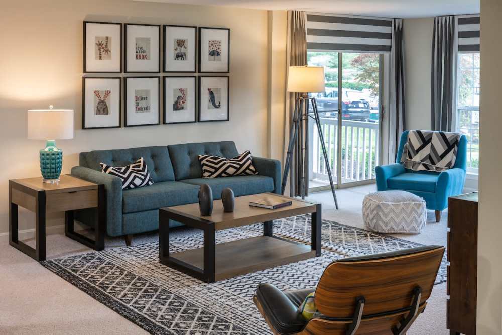 Virtual Tour 4 at The Elms at Oakton in Fairfax, Virginia