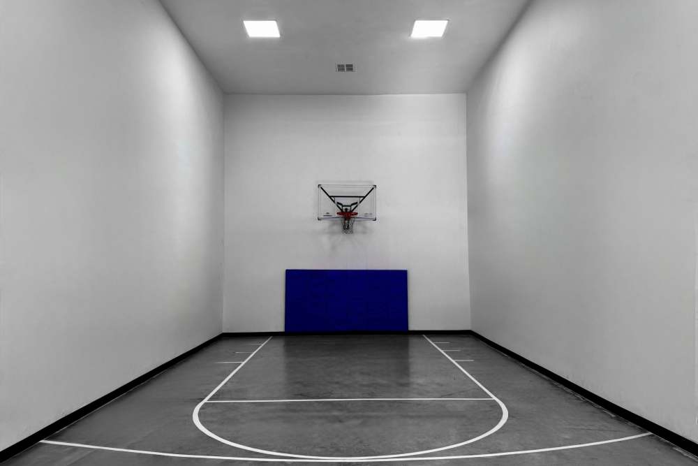 Basketball Court at Fourteen01 Apartments in Orlando, Florida
