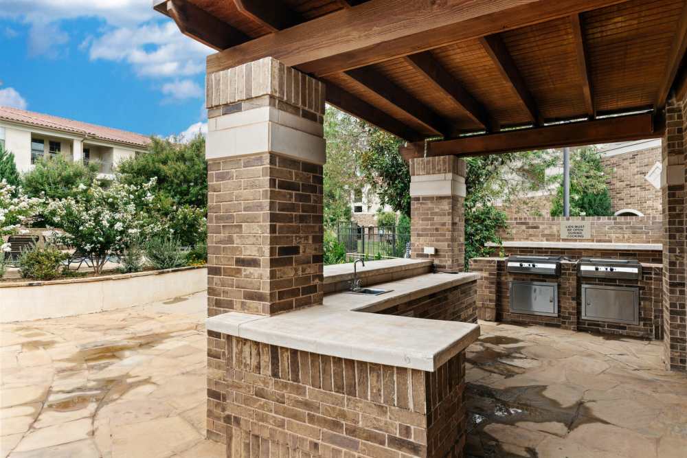 Barbeque at Renaissance At North Park in Lubbock, Texas
