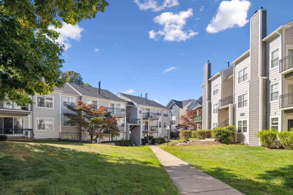 View of the apartment buildings at Knoll at Fair Oaks in Fairfax, Virginia