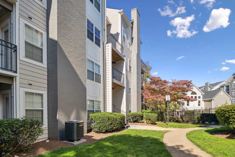 Apartment building exterior at Knoll at Fair Oaks in Fairfax, Virginia