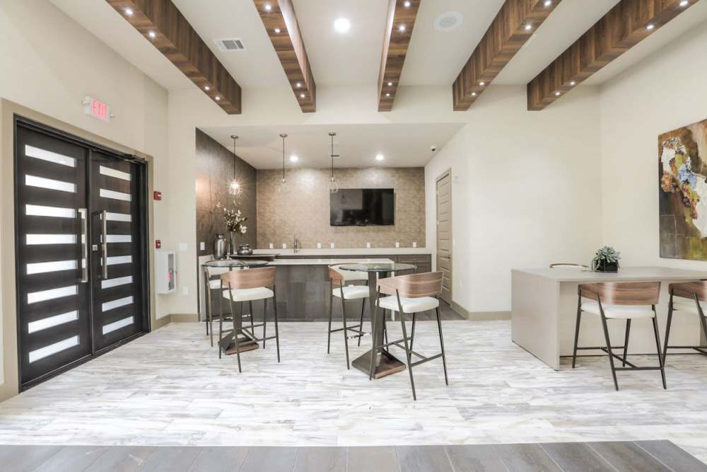 modern seating at Ashford Lakes in Houston, Texas