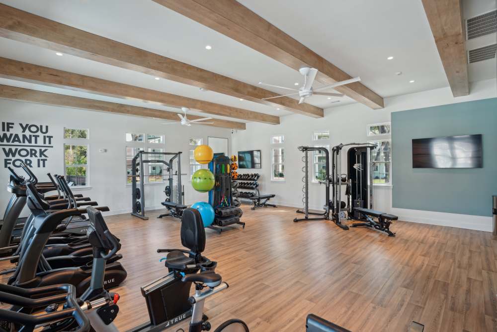 Fitness center at Hamlet Barclay West in Wilmington, North Carolina