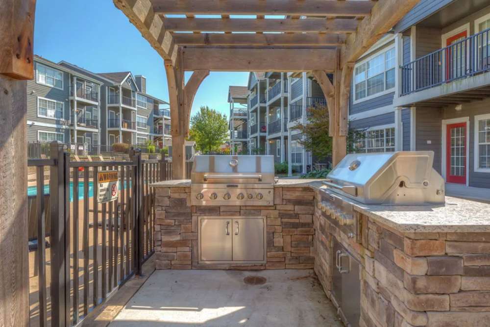 Barbequing stations at Villas at Bailey Ranch Apartment Homes in Owasso, Oklahoma