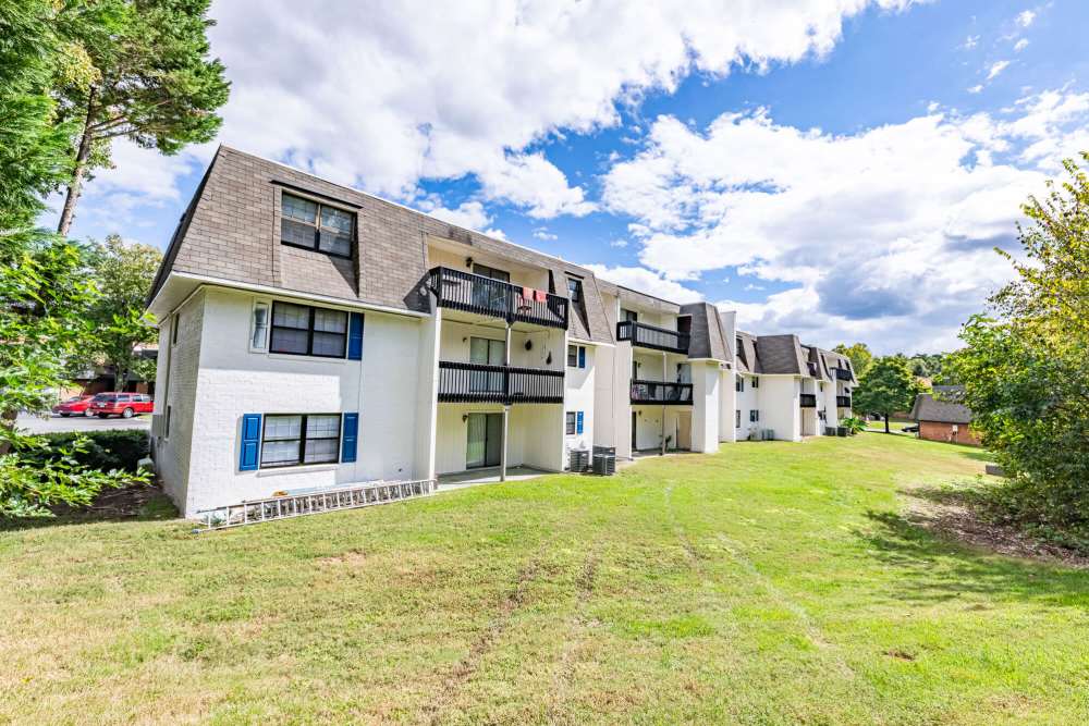 Charming community at Huffman Mill Townhomes in Burlington, North Carolina,