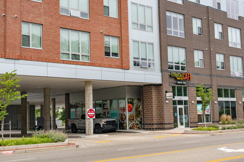 Exterior view of the apartment at Diamond Place I in Grand Rapids, Michigan