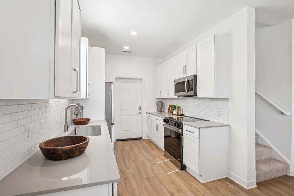 Modern kitchen at Hamlet Falling Creek in Midlothian, Virginia