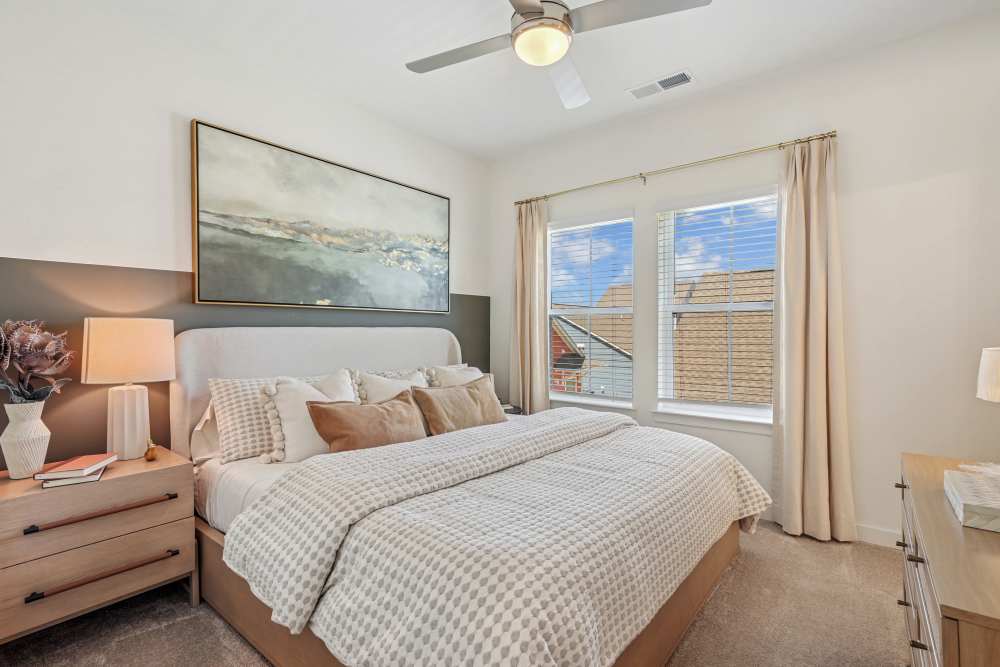 Modern bedroom at Hamlet Falling Creek in Midlothian, Virginia