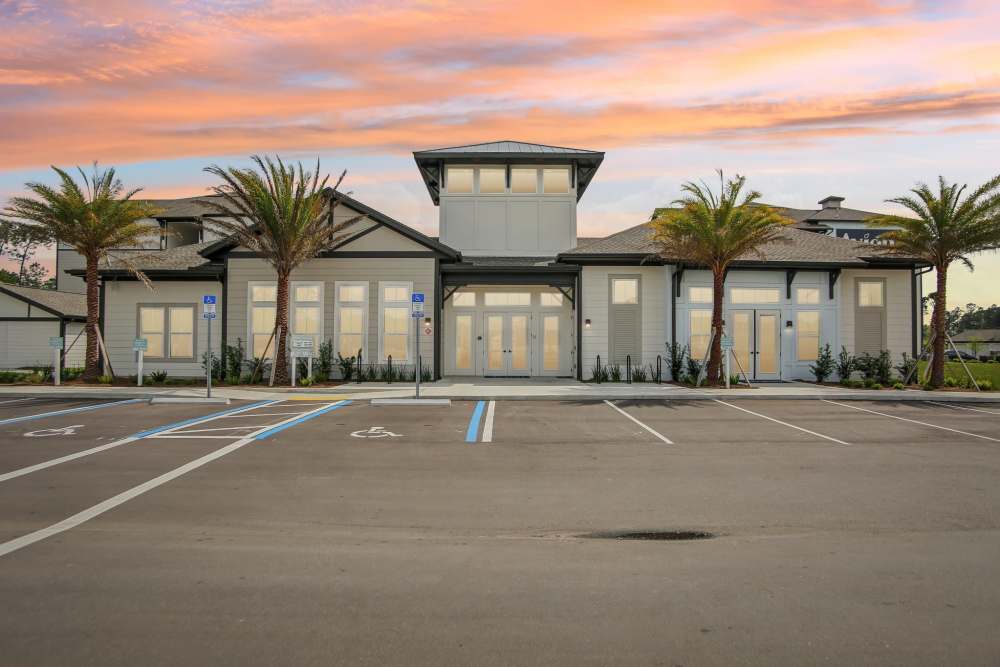 Clubhouose at sunset at Avion Apartments in Jacksonville, Florida