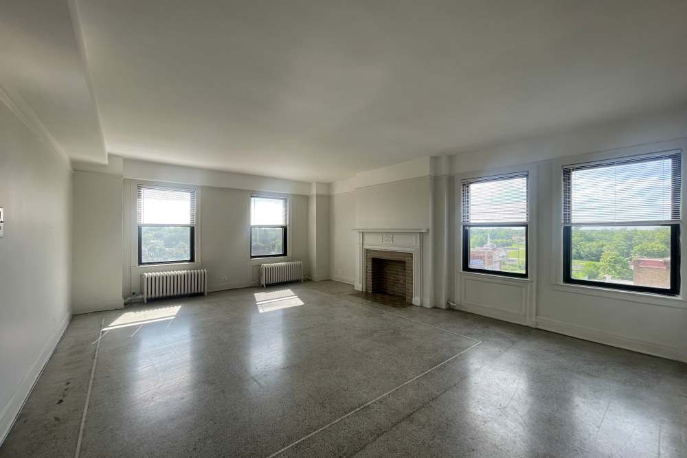 Spacious apartment room at Detroit Living in Detroit,Michigan