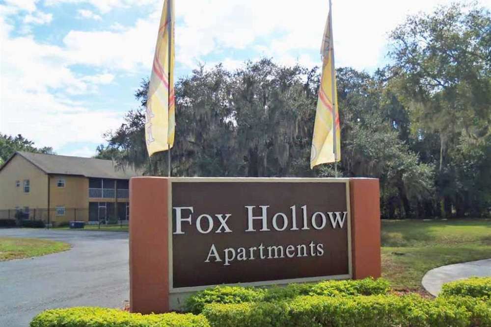 Community signage board at Fox Hollow in Orlando, Florida