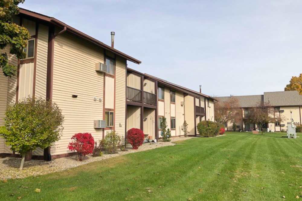Charming community at Mill Pond Apartments (Buchanan) in Buchanan, Michigan