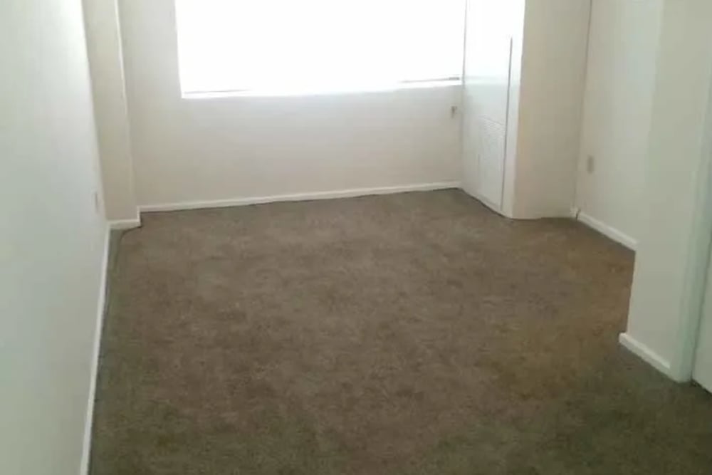 Spacious interview at Maxwell House in Augusta, Georgia
