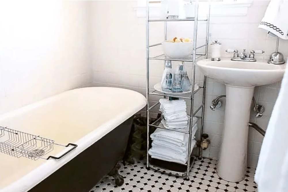 Bright bathroom at Detroit Living in Detroit,Michigan
