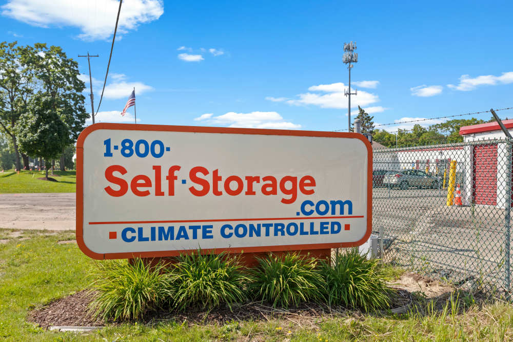Front Sign at 1-800-Self-Storage.com in Grand Blanc, Michigan
