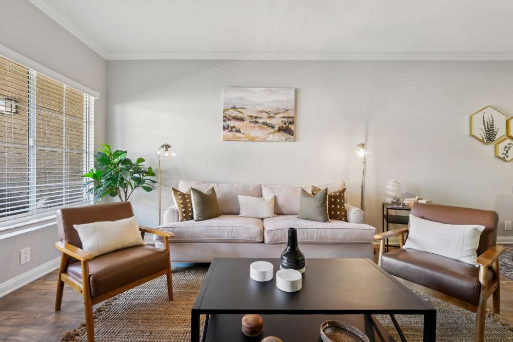 Spacious living room at Paloma Summit Condominium Rentals in Foothill Ranch, California