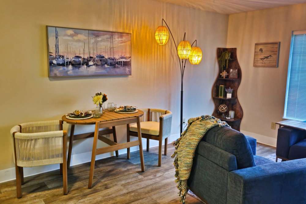 A cozy living room at Neawanna By The Sea in Seaside, Oregon