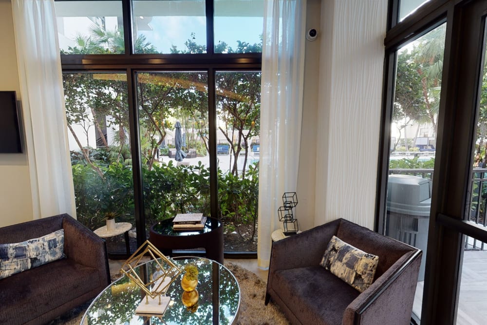 Speakeasy Virtual Tour at The Whitney in Fort Lauderdale, Florida