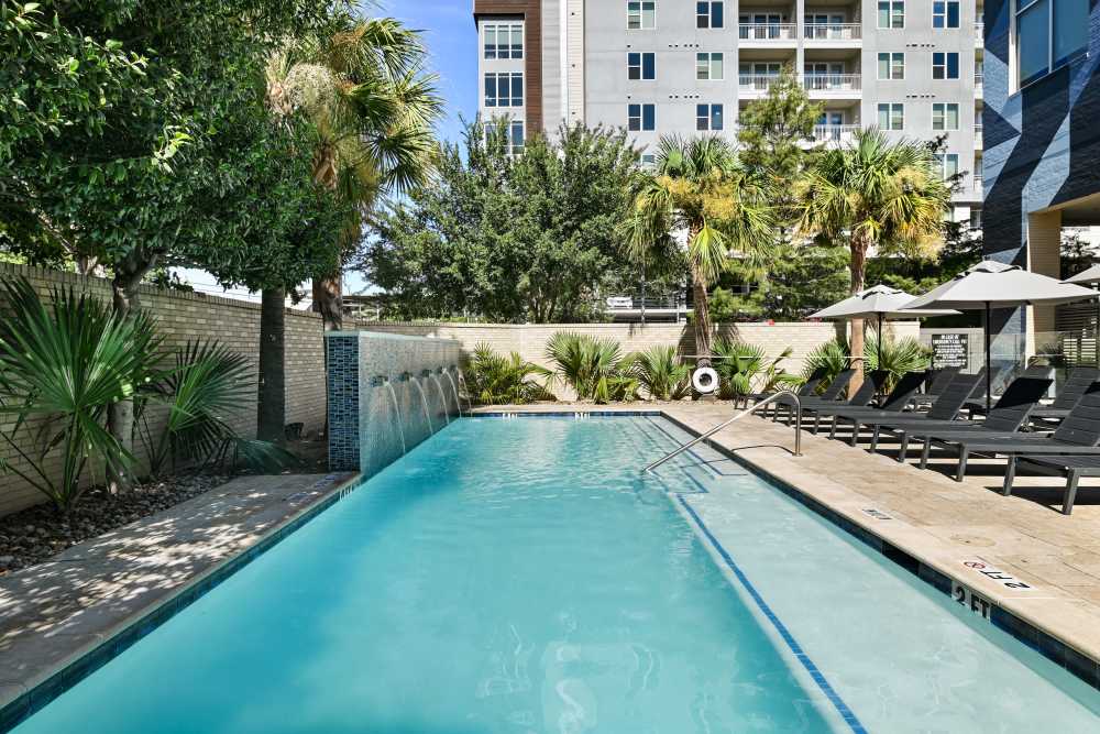 Exterior swimming pool at The Lofts At West 7th in Fort Worth, Texas