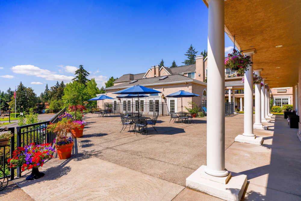 Outdoor dining area at Truewood by Merrill, Vancouver in Vancouver, Washington
